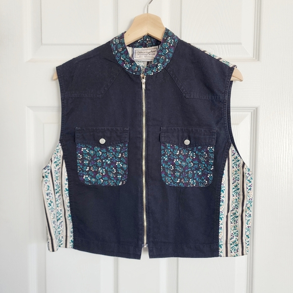 Wrangler Tops - Vintage Wrangler Western‎ Wear Floral Zip Front Tank Vest